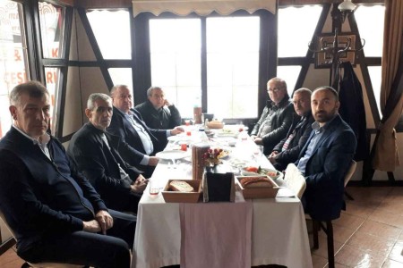 Ayhan Akdağcı Hendek'teki yerel gazeteciler ile buluştu